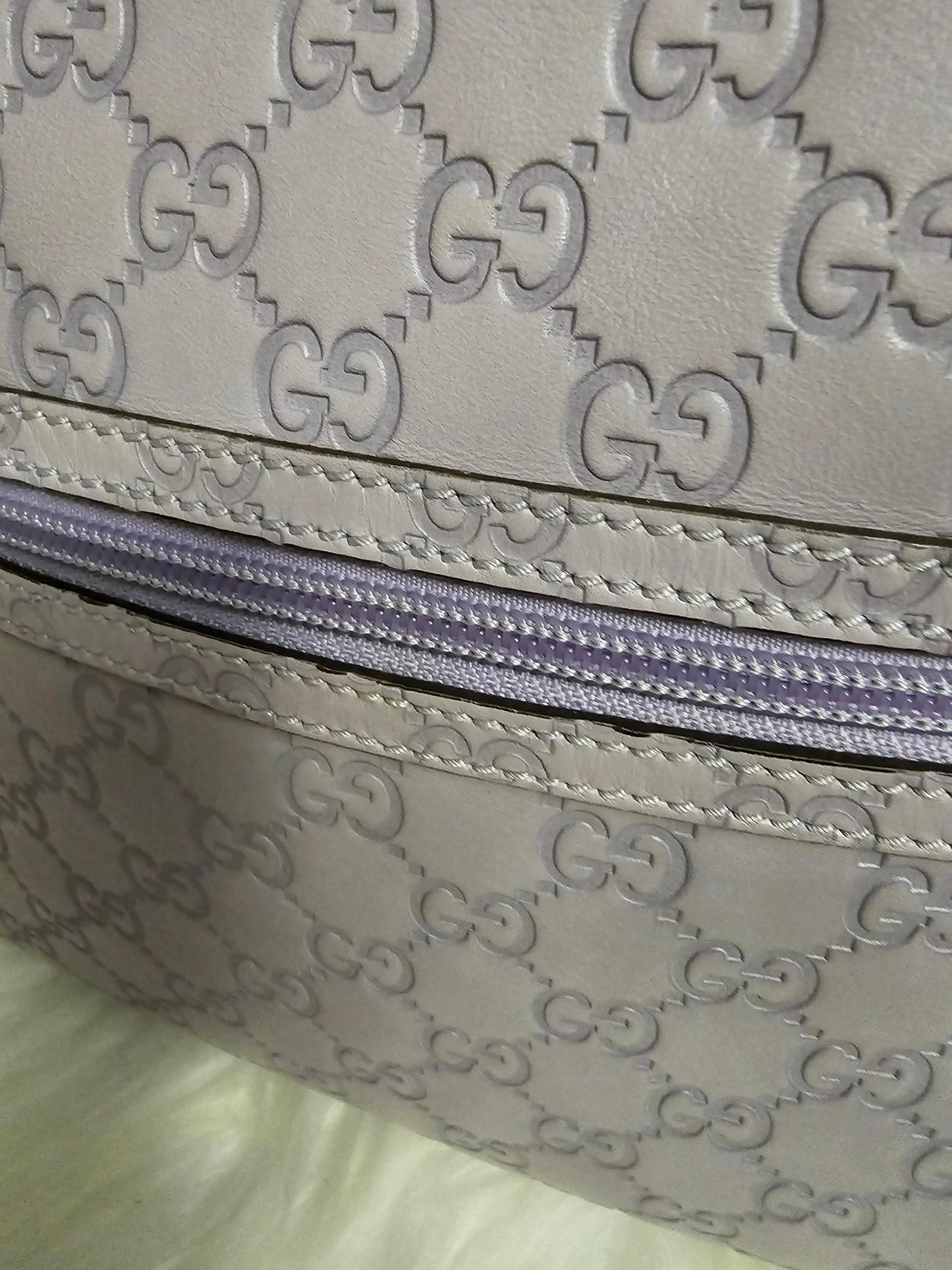 Pre-Owned Gucci GG Guccissima Lilac Crossbody Bag