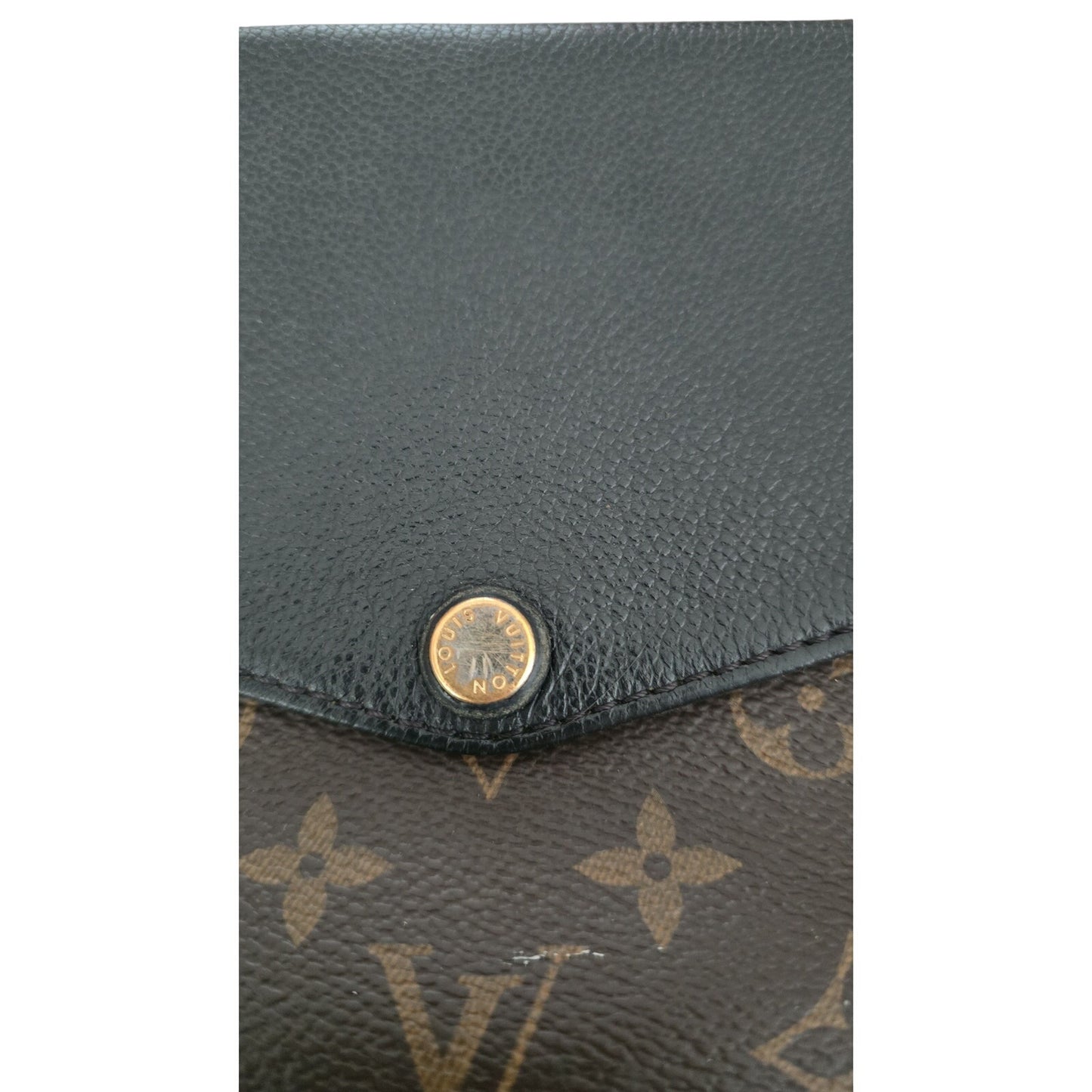 Louis Vuitton Monogram Twice Pochette BlackLouis Vuitton 39Louis Vuitton Monogram Twice Pochette