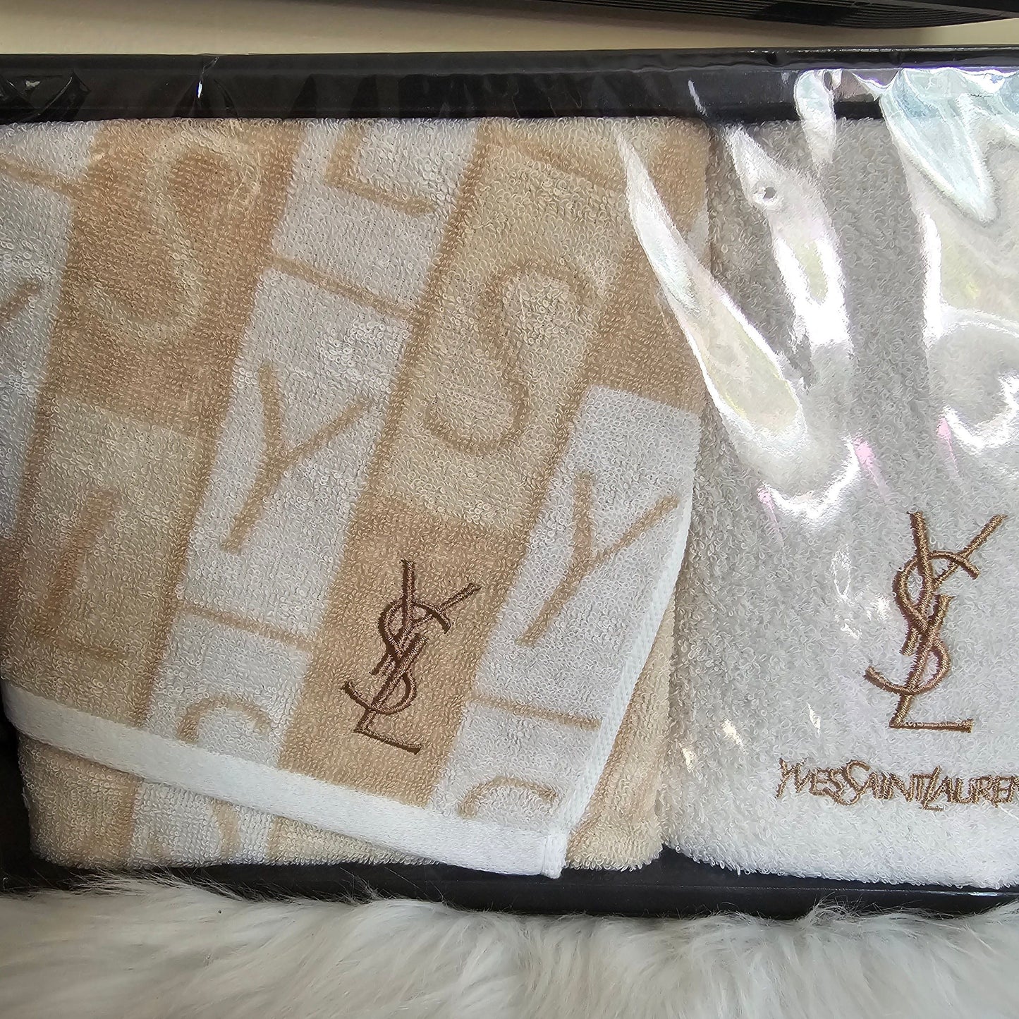 YSL towel set