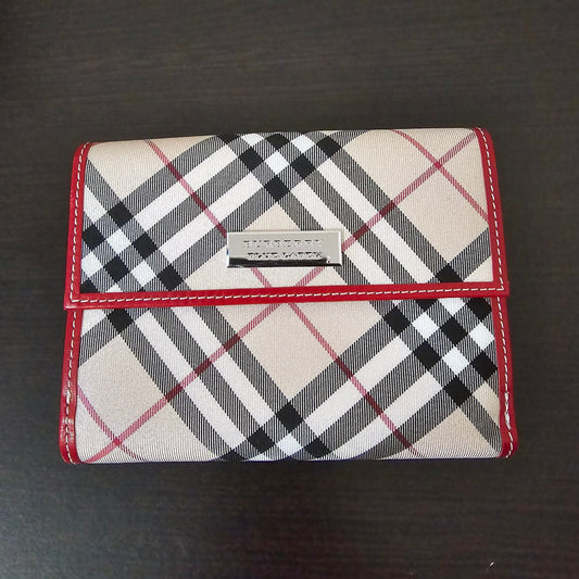 Burberry bi fold wallet