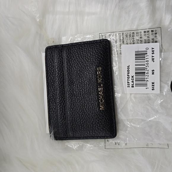 Michael Kors card holder