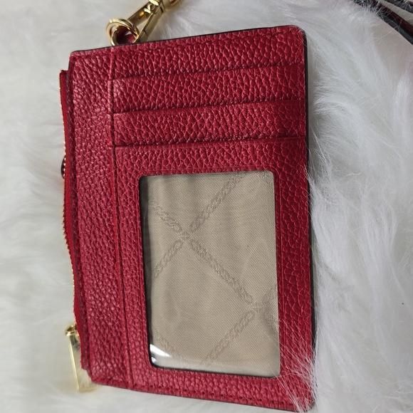 Micheal Kors wristlet